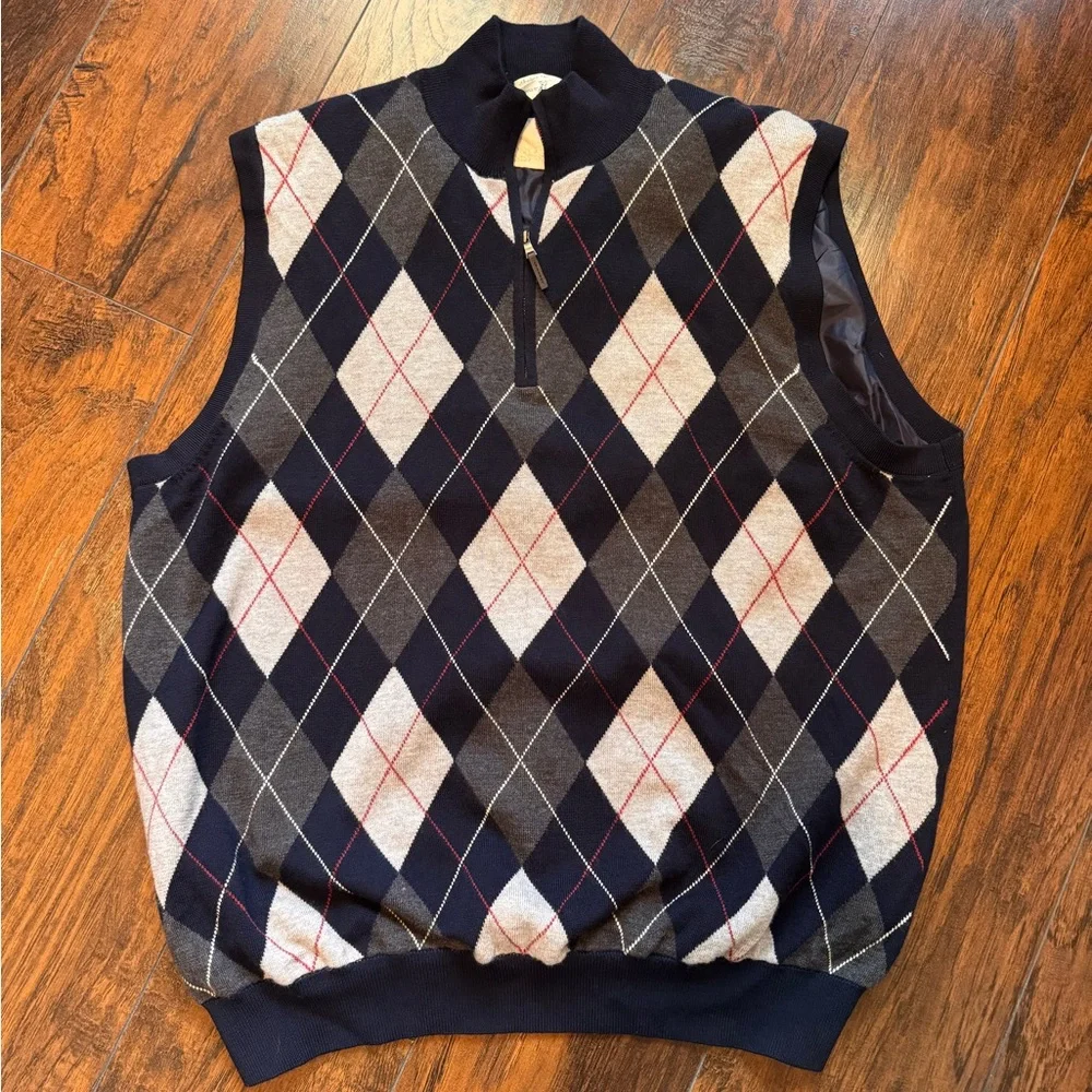 Fairway & Greene Navy Argyle Zip Vest with Light Peach Half-Zip Pullover